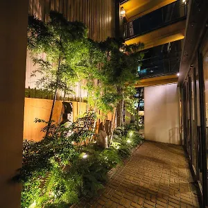 *** Hotel Patio Dogo Japon